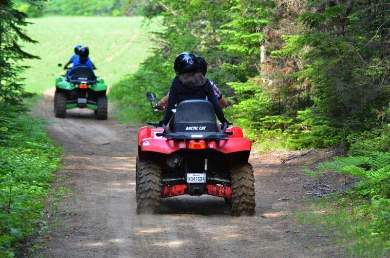 15 min. Tadoussac : Guided ATV tour excursion - Getting comfortable with the ATV before the trail