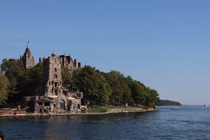 3 Day and 2 Night Tour: Toronto, 1000 Islands, and Niagara Falls - Day 3: Toronto icons and the long ride home