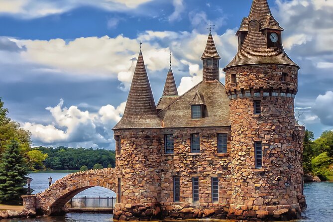 5-Hour 1000 Islands Boldt Castle Stopover Cruise from Gananoque - Is $65.15 a fair price?