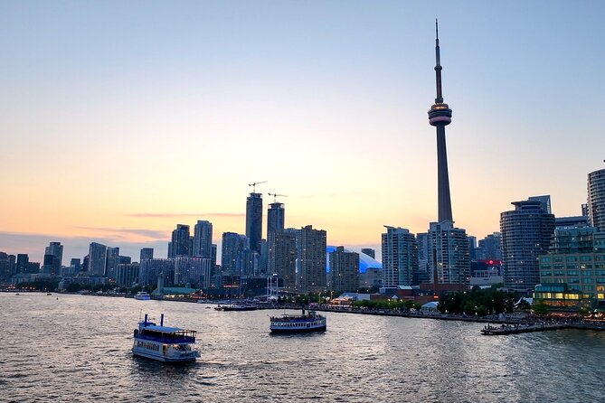 60-Minute Toronto Sightseeing Harbour Tour - Scotiabank Arena and the eastern waterfront