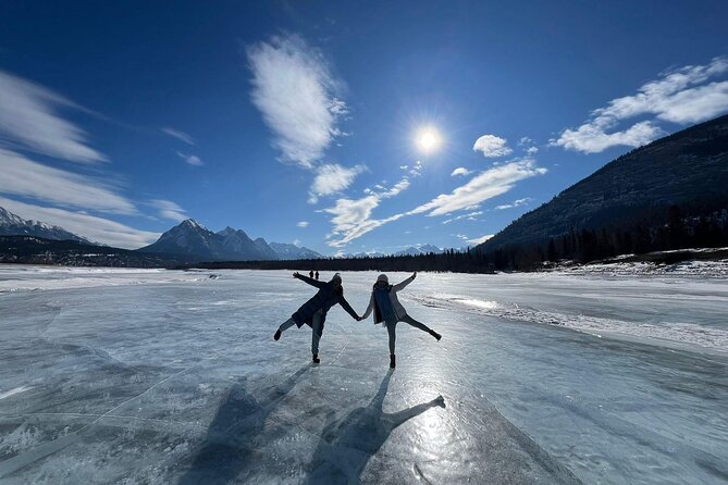Abraham IceBubble, Peyto, Bow Lake with Snowshoeing& Icewalk - Why Abraham Lake is worth the long drive