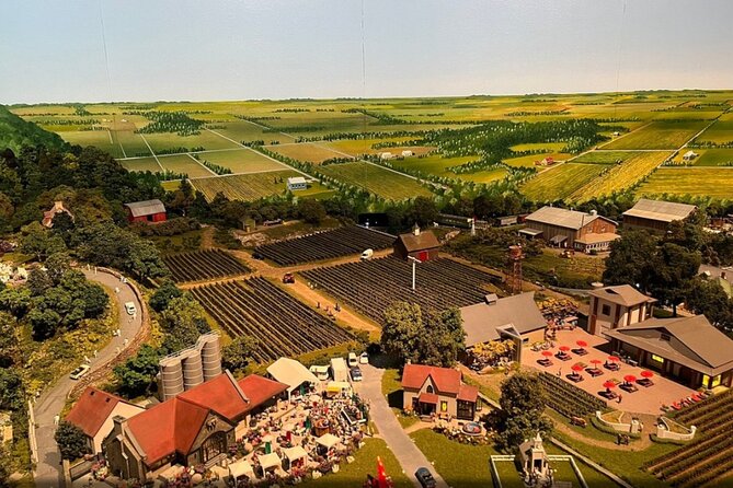 Admission Ticket: Explore Canada in Miniature Scale - Location and practical access