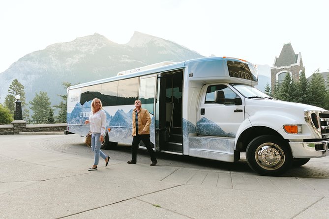 Alberta Transfer: Banff, Jasper, Lake Louise, Calgary - Calgary to Banff, the popular first leg