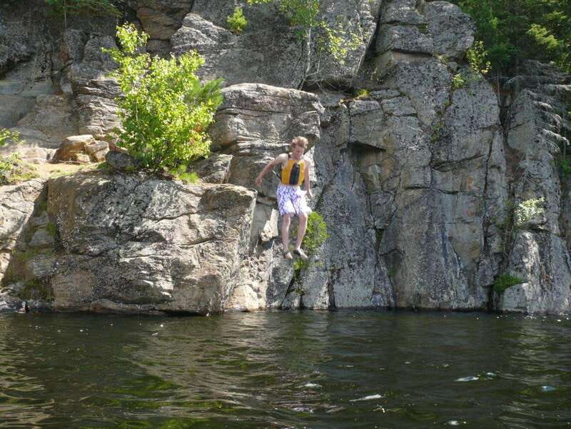 Algonquin Park: Guided Canoe Day Tour - A calm paddle with plenty to notice