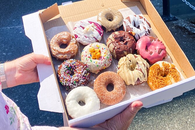 Artisan Donuts & Local Flavors: Victoria's Sweetest Adventure - Key points at a glance