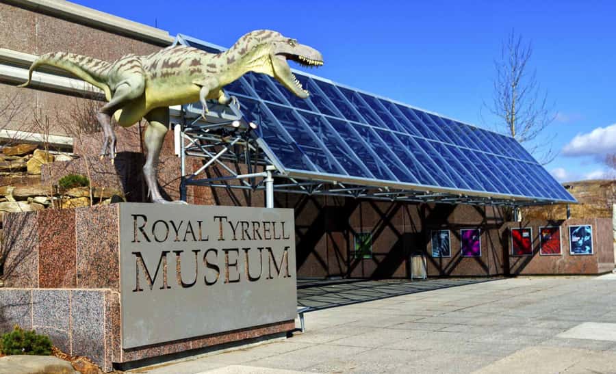 Badlands Tour: Drumheller with Museum, Hoodoos & Coal Mine - The Royal Tyrrell Museum earns its centerpiece billing