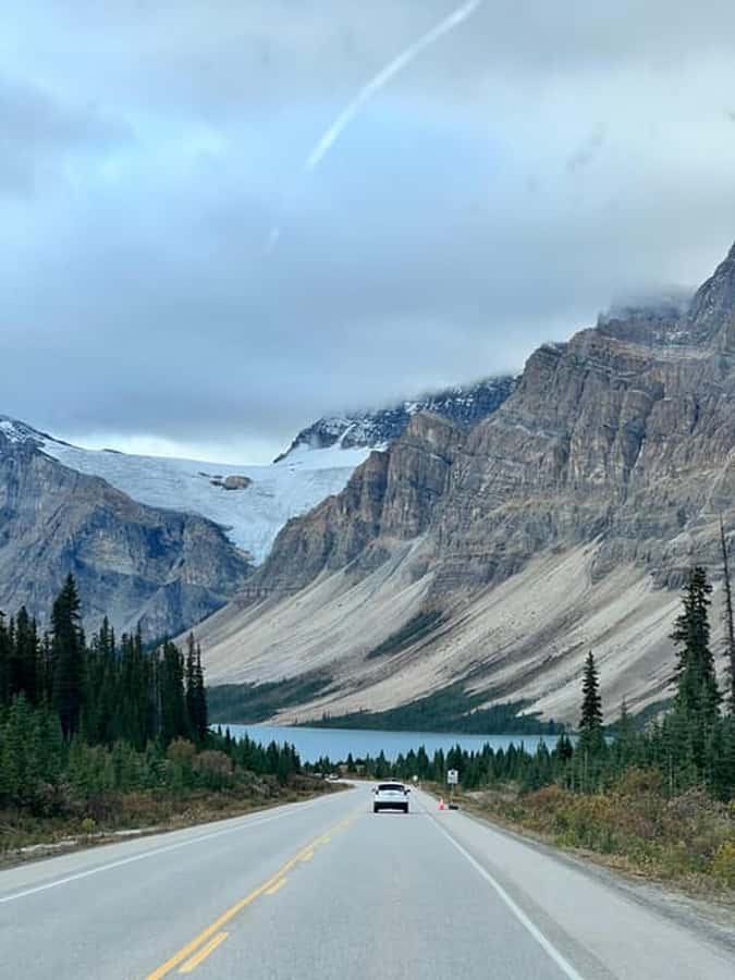 Banff and Jasper National Parks: Tour with Transport - Crowfoot Glacier, a quick lesson in climate change