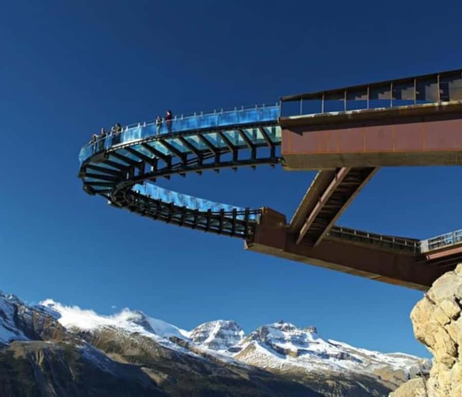 Banff and Jasper National Parks: Tour with Transport - Starting early from Calgary, Canmore, or Banff