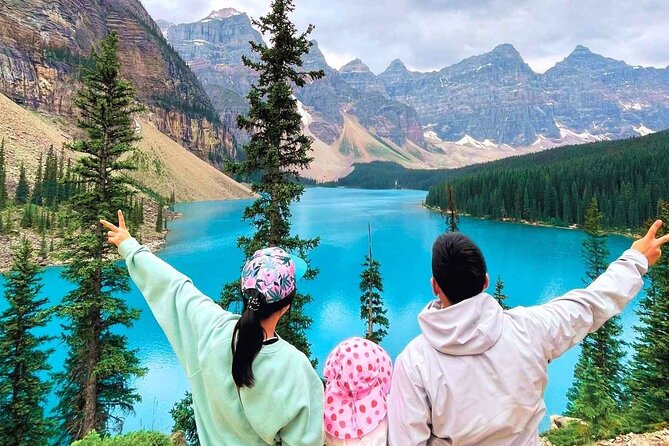 Banff/Canmore Moraine Lake & Lake Louise– Hike, Canoe or Sightsee - The Vermilion Lakes drive and first mountain views
