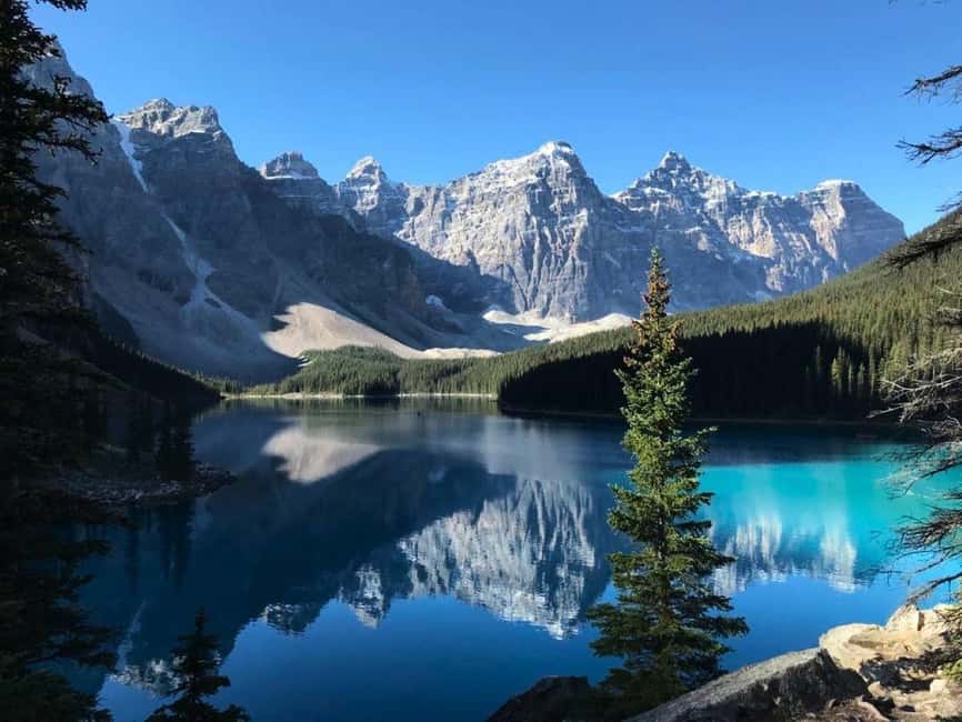 Banff/Canmore Moraine Lake & Lake Louise-Hike/Canoe/Sightsee - Moraine Lake and the Rockpile viewpoint