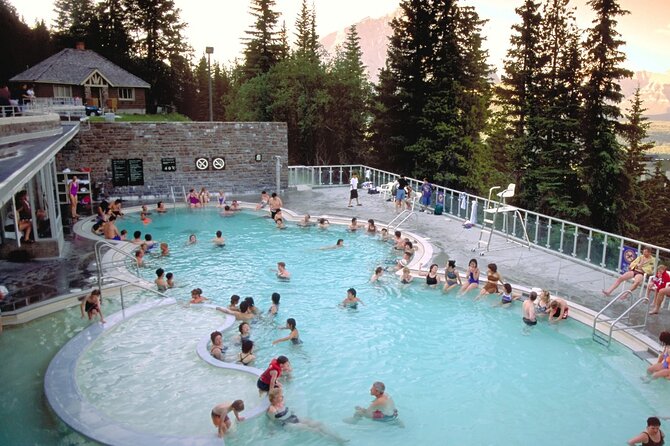 Banff: Gondola, Hot Spring and Three Lakes Tour - Surprise Corner has one classic Banff view