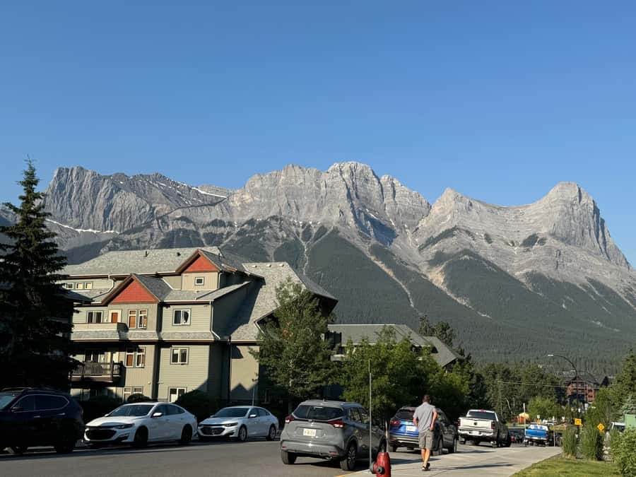 Banff: Gondola, Hot Springs, Bow falls & Three lakes tour - Banff Upper Hot Springs, with an important warning
