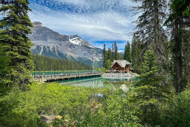 Banff Gondola, Lake Louise, Emerald Lake and Lake Minnewanka Tour - Lake Louise, the Rockies’ famous postcard