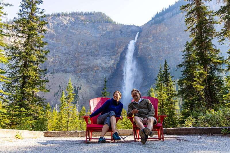 Banff: Grizzly Bear Refuge Tour with Lunch - Your guide can make or break a long mountain day