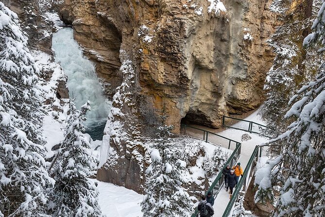 Banff Highlights: Moraine Lake, Lake Louise and beyond - Moraine Lake is the summer highlight
