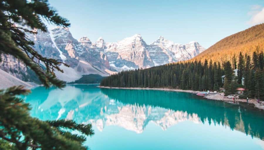 Banff: Lake Louise, Moraine Lake, Gondola, Cave & Basin Tour - Key points to know before booking