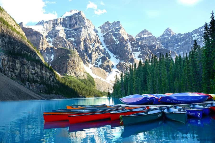 Banff: Lake Louise, Moraine Lake, Gondola, Cave & Basin Tour - Bow Falls and Surprise Corner