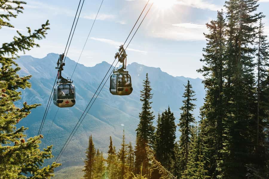 Banff: Lake Louise, Moraine Lake, Gondola, Cave & Basin Tour - Banff Gondola or hot springs first