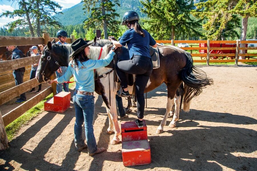 Banff National Park: 1-Hour Bow River Horseback Ride - Arriving at the big red stables on Sundance Road