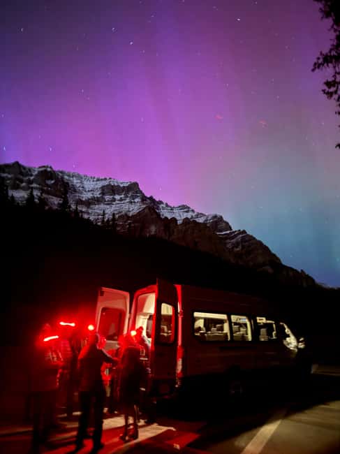 Banff OR Moraine Lake: Night Tour with possible Stargazing - Northern Lights expectations without the sales pitch