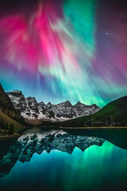 Banff OR Moraine Lake: Night Tour with possible Stargazing - The Classic Banff Night Adventure
