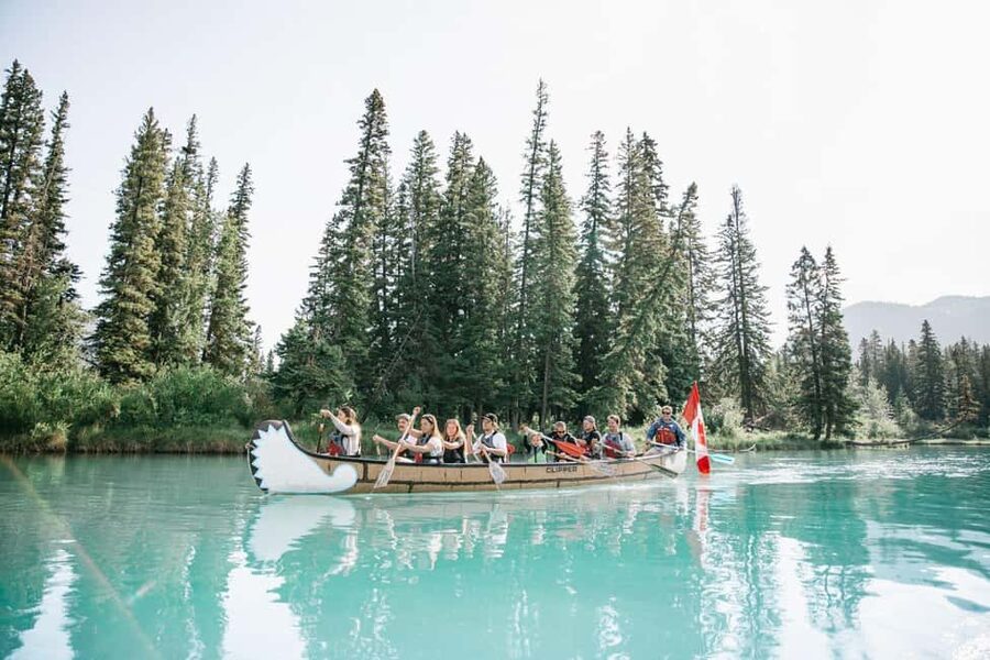 Banff: Wildlife on the Bow River Big Canoe Tour - The easy return with Banff views