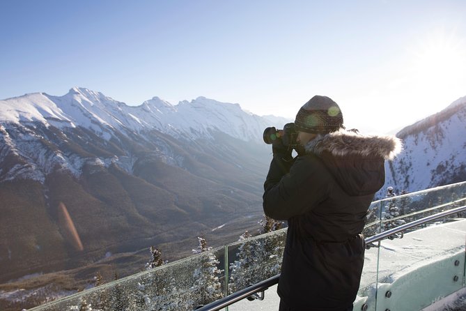 Banff Winter Tour Featuring Mountaintop Dinner and Banff Gondola - The guides and the value of a small group