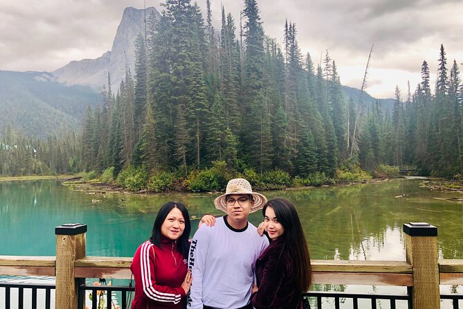 Banff Yoho Parks | Lake Louise | Moraine | Emerald - PRIVATE - Natural Bridge: water carved into stone