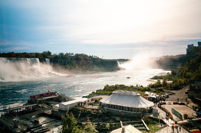 Best of Niagara Falls Canada Premium Tour: Behind Falls and Boat - Journey Behind the Falls: close enough to feel the force