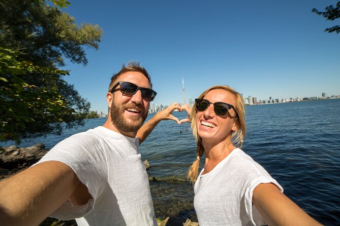 Best of Toronto City Tour with Boat Cruise & CN Tower - Seeing Toronto From 342 Meters Up