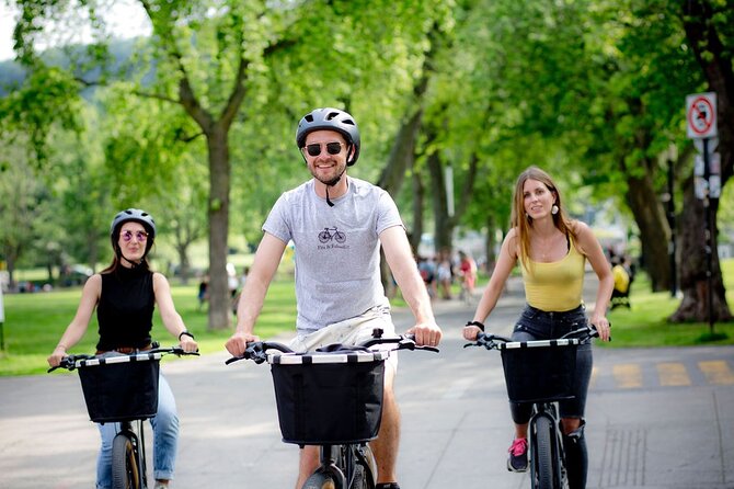 Bike / E-bike tour : Plateau, Mile-End, Jean-Talon Market by Fitz - Plateau Mont-Royal: quiet streets and colorful lanes