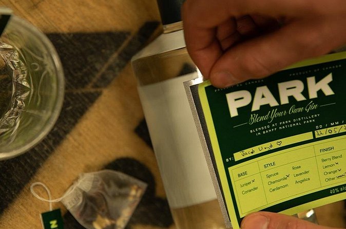 Blend Your Own Gin Experience in Banff - Timing, meeting point, and practical details