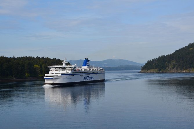 Butchart Gardens and Victoria Sightseeing Tour from Vancouver - The ferry through Active Pass and the Gulf Islands
