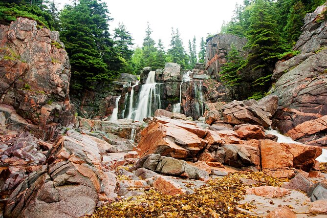 Cabot Trail: a Smartphone Audio Driving Tour - Acadian villages, Cheticamp, and the Mi-careme tradition