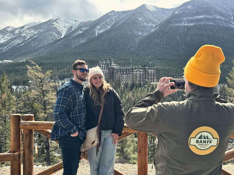 Calgary/Canmore: Lake Louise, Moraine Lake, & Banff Day Tour - Who should book this tour?