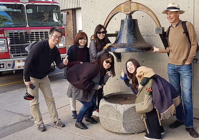 Calgary Downtown: 2-Hour Introductory Walking Tour - The Plus 15 walkways in cold and wet weather