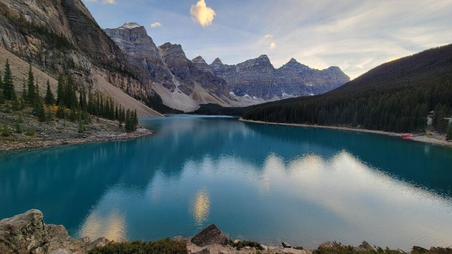 Calgary: Glaciers, Mountains, Lakes, Canmore and Banff Tour - Who Will Get the Most From This Tour