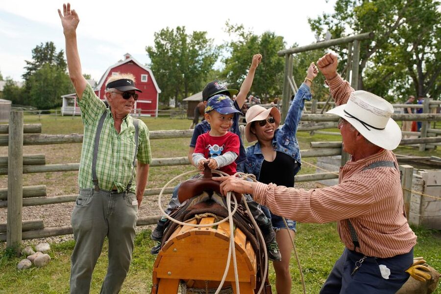 Calgary: Heritage Park Historical Village Admission Ticket - How long to stay and how to plan your route