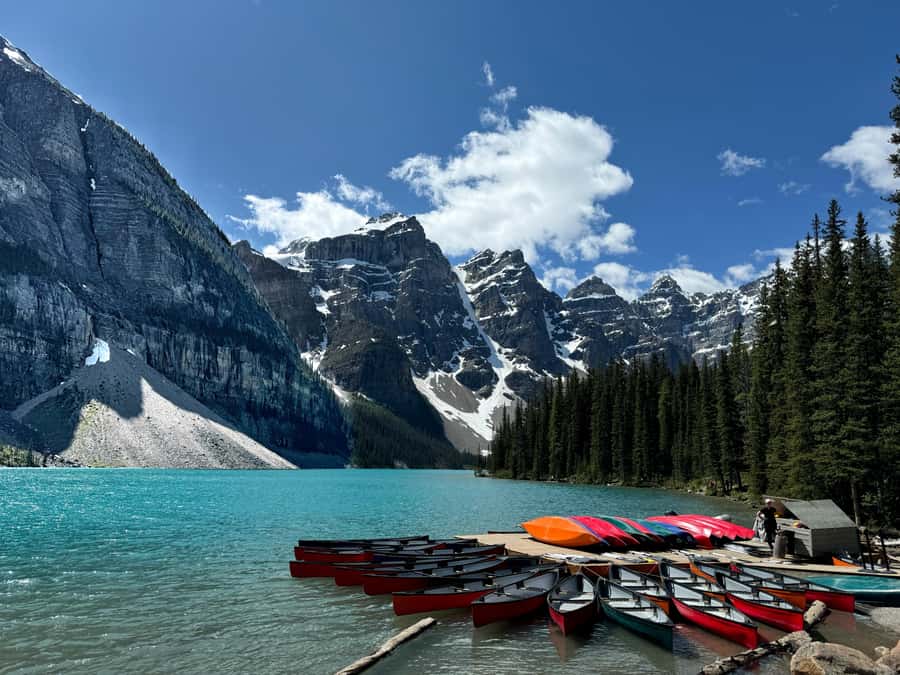 Calgary: Lake Louise, Moraine Lake, & Emerald Lake Tour - Emerald Lake and Yoho National Park slow the pace