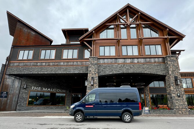 Calgary YYC Airport: Hassle-free Private Transfer to Lake Louise - Who will get the most from this transfer