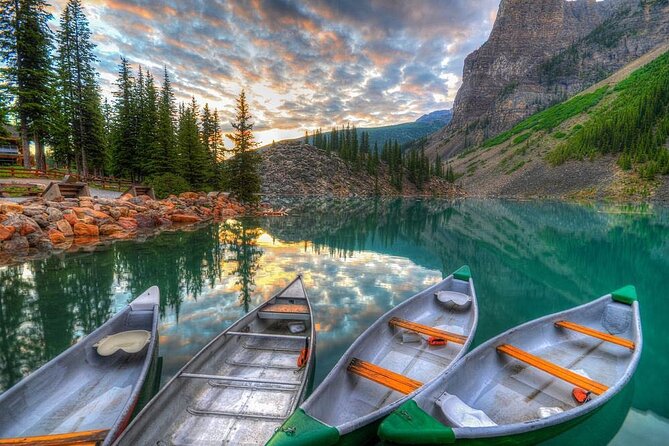 Canadian Rockies and Banff 4-Day Tour from Vancouver (Chn&Eng) - Rogers Pass and the first Rocky Mountain views