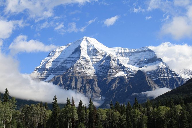 Canadian Rocky Mountains & Banff 5-Day Premium Tour - Rogers Pass and the famous Banff lakes