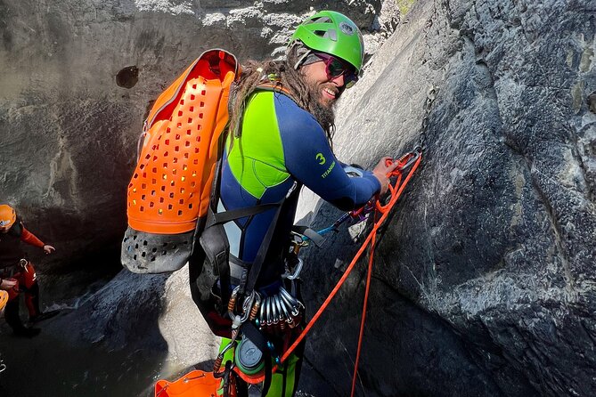 Canyoning half day - Heart Creek Canyon (beginner level) - Upper Heart Creek: Short Drops and a Gentle Learning Curve