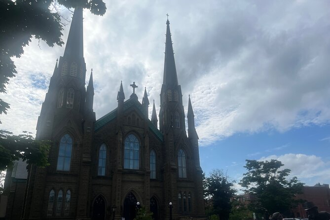 Charlottetown Food Walking Tour - Lobster On The Wharf: tanks, oysters, and the final toast