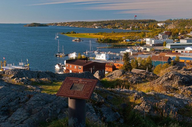 City and Culture Tour of Yellowknife - Group size, vehicle, and the pace of the afternoon