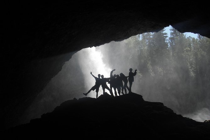 Clearwater, BC, Rafting, Finish in Canadas waterfall capital! - Thirteen or Fourteen Kilometres of Rapids and Calm Water
