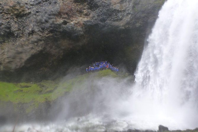 Clearwater, BC, Rafting, Finish in Canadas waterfall capital! - What the Guides Add to the Experience