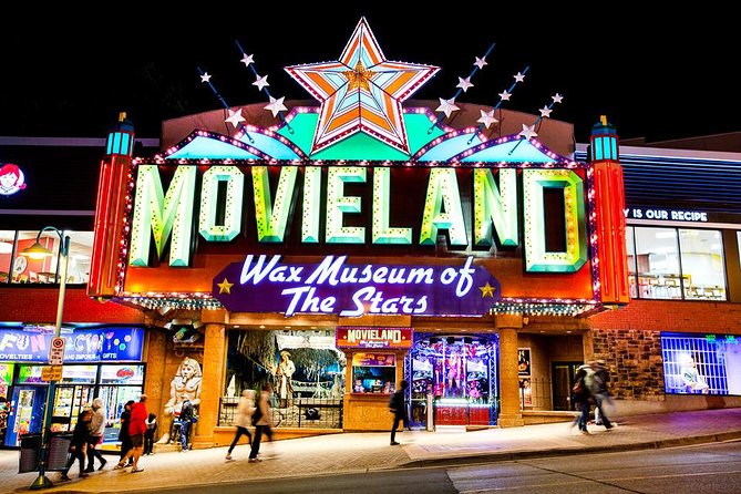 Clifton Hill Fun Pass: Top 6 Attractions - Choose between Wizards Golf and dinosaur country