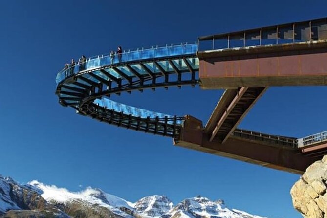 Columbia Icefield, Crowfoot Glacier and Bow ,Peyto Lake Tour - Johnston Canyon is the winter alternative