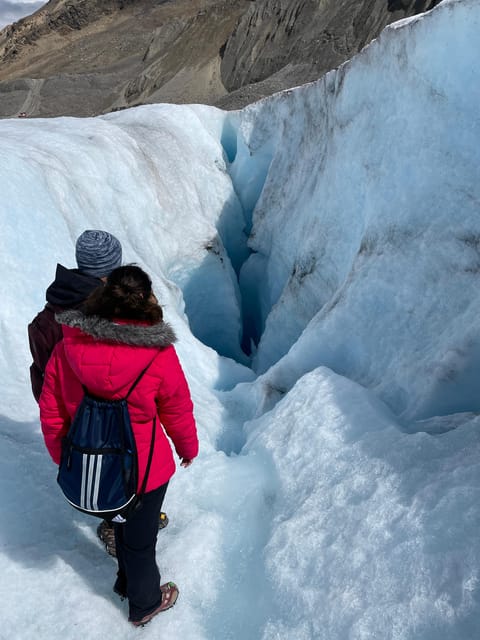 Columbia Icefield: Guided Glacier Hike - Meeting at the Icefield Information Centre